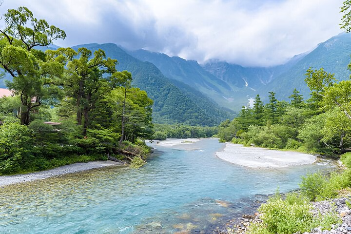 d5907016-0223-49e9-ab6f-4d3cdb3bc014